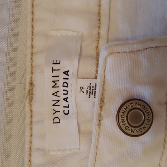 DYNAMITE White Tapered Jeans Side 29 - Picture 4 of 10